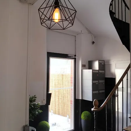 Le Coeur Du Vignoble Amies, Famille, Anniversaire 16 Max Evjf Ou Evjg * Épernay