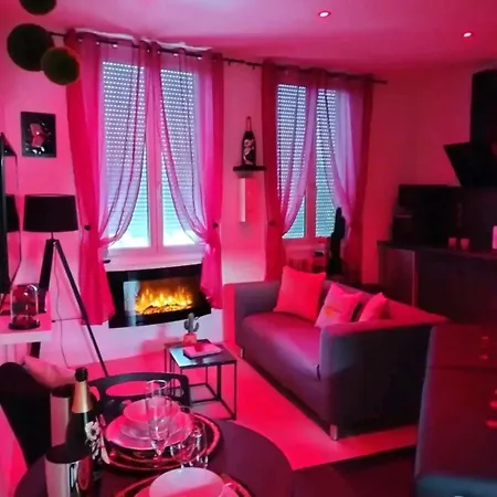 Dom wakacyjny Le Coeur Du Vignoble Capacite 16 Personnes Max Venez Partager Un Moment Agreable En Famille Amis Couples Jeux Petanque Jacuzzi