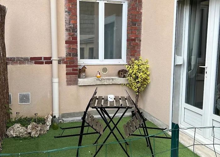 Le Coeur Du Vignoble Amies, Famille, Anniversaire 16 Max Evjf Ou Evjg * Épernay